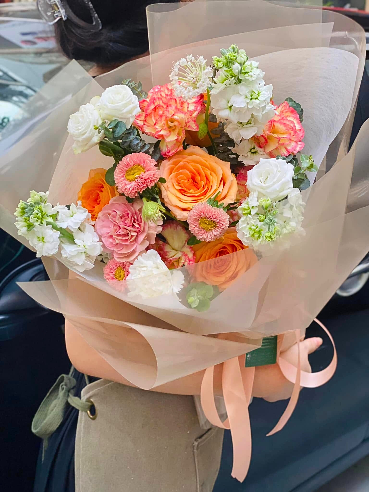 Bó Hoa Chúc Mừng Tone Cam Đào