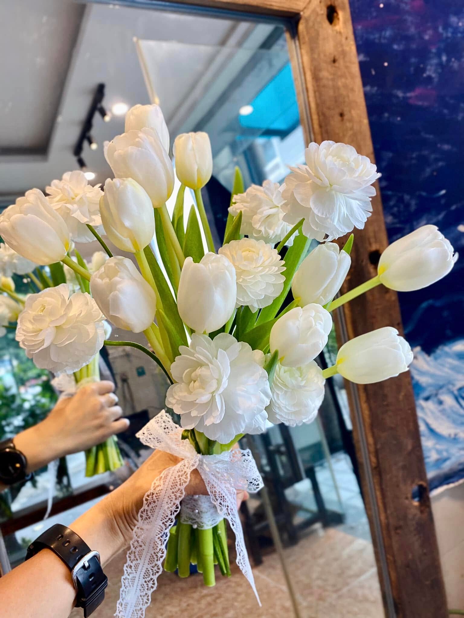 Hoa Cưới Tulip Trắng