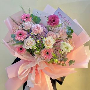 Bó Hoa Chúc Mừng Tone Hồng Pastel