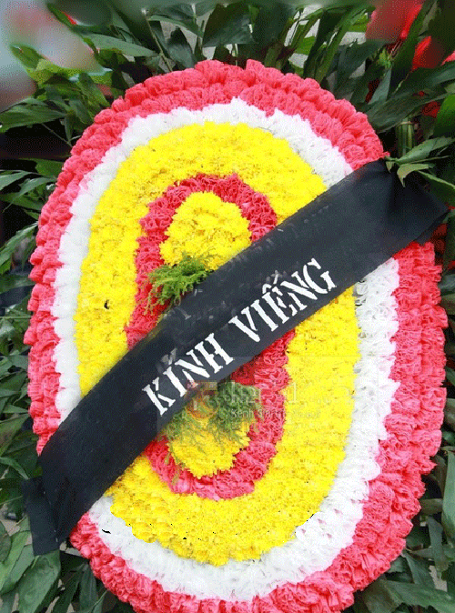 Mẫu vòng hoa tang lễ