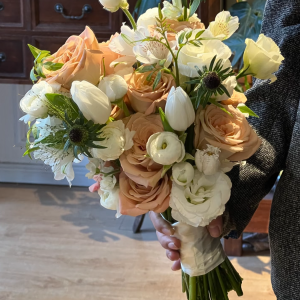 Hoa cưới cầm tay tone pastel