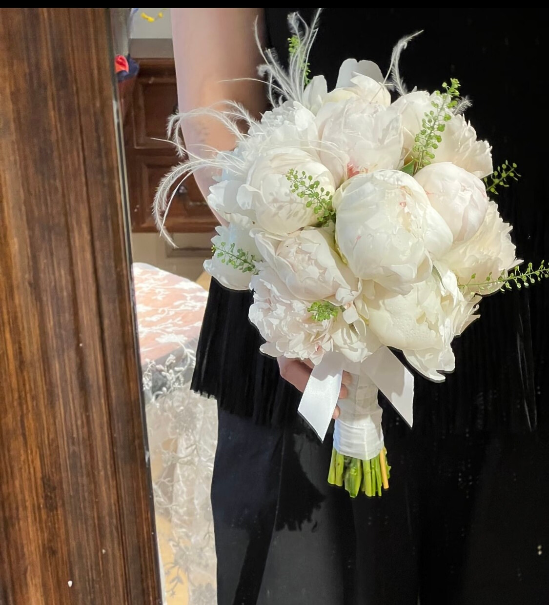 Hoa cưới cầm tay Peony trắng