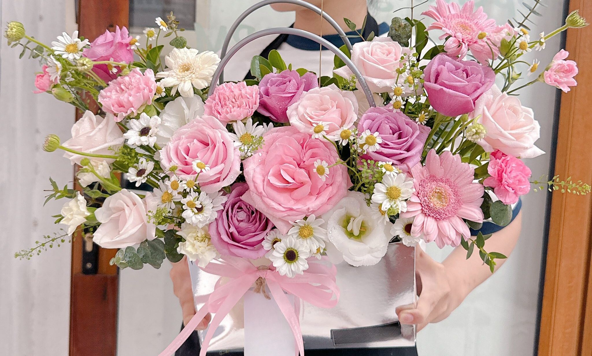 Những kiểu giỏ hoa tươi nhỏ phổ biến